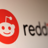 Reaching beyond the echo chamber: Momentum taps into online communities on Reddit